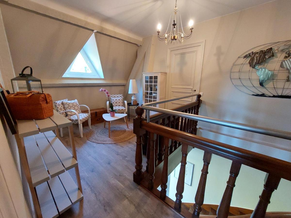 Chambres D'Hotes Le Relais Globe Trotteur Montaigu  Exterior foto