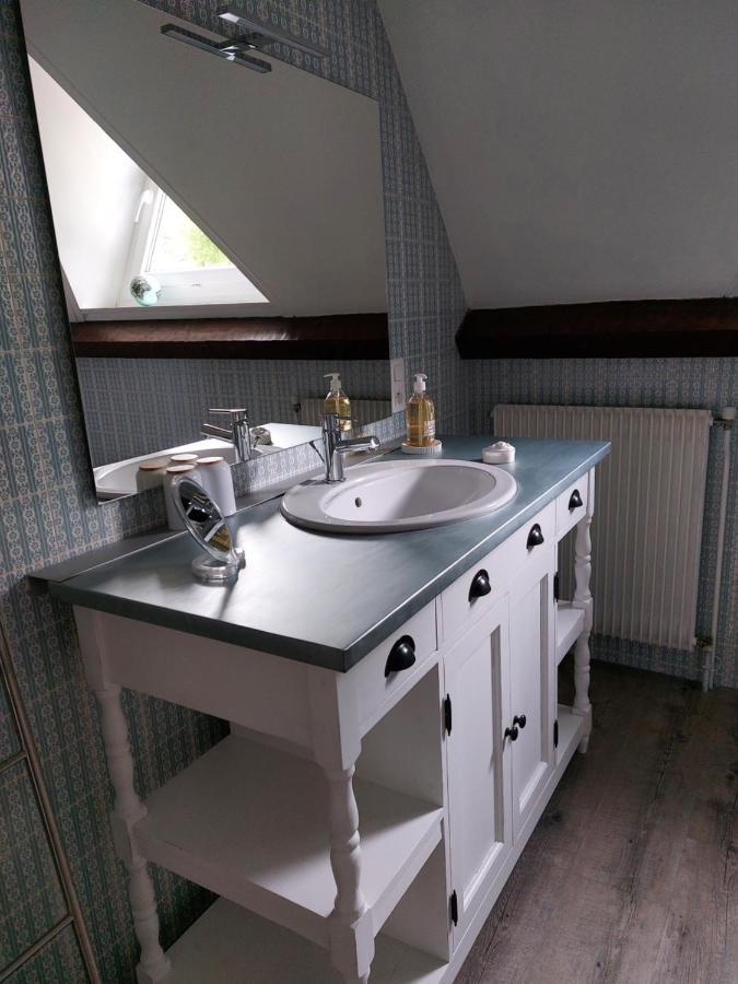 Chambres D'Hotes Le Relais Globe Trotteur Montaigu  Exterior foto